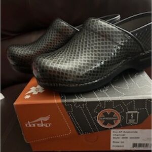 Dansko Black Slip-Resistant Clogs